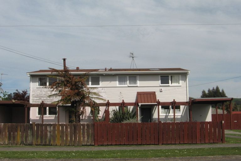 Photo of property in 24b Meadowbank Crescent, Fordlands, Rotorua, 3015