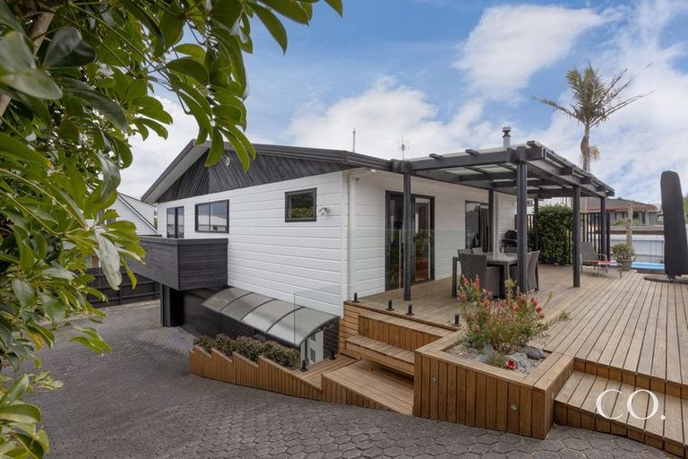 Photo of property in 310b Oceanbeach Road, Mount Maunganui, 3116