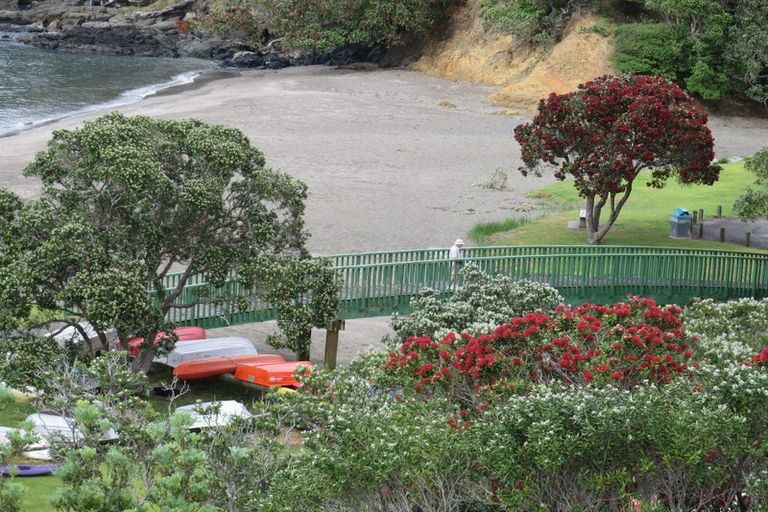 Photo of property in 58 Grand View Road, Leigh, 0985