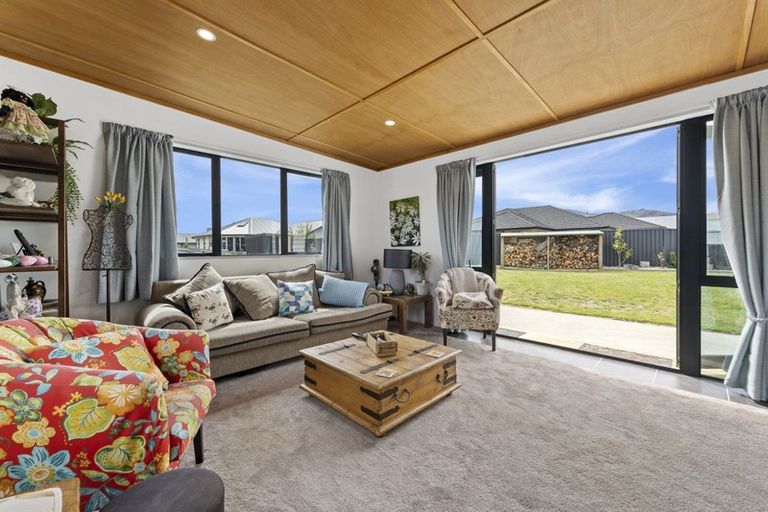 Photo of property in 15 Phoenix Place, Cromwell, 9310