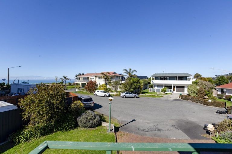 Photo of property in 4 Bruce Place, Bay View, Napier, 4104