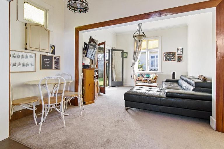 Photo of property in 21 George Street, Waimate, 7924