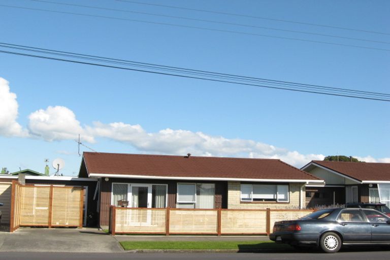 Photo of property in 16a Barriball Street, Fitzroy, New Plymouth, 4312