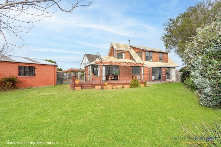 Photo of property in 22 Geraldo Place, Russley, Christchurch, 8042