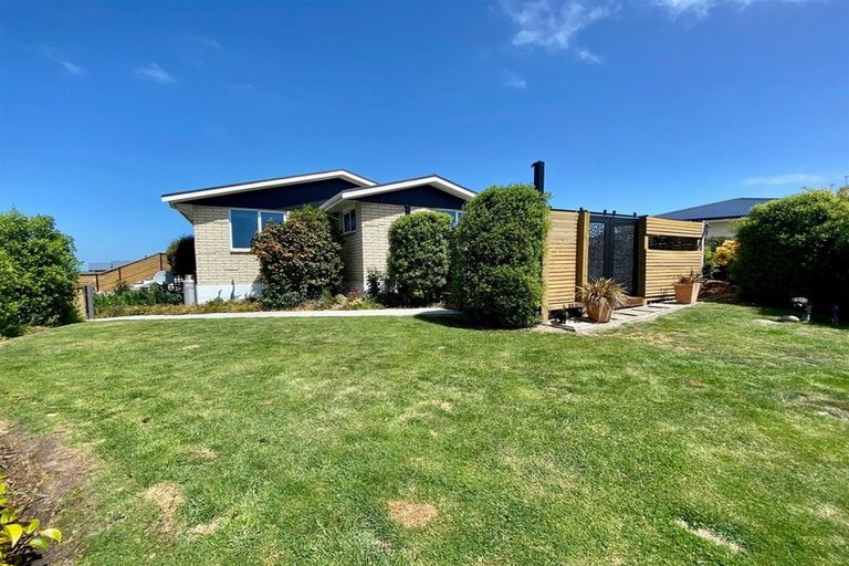 Photo of property in 17 Saint Andrew Place, Balclutha, 9230