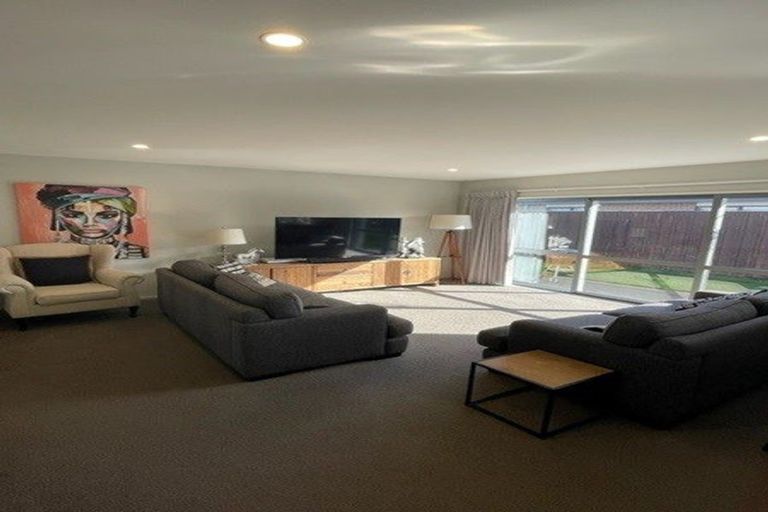 Photo of property in 10 Chilton Drive, Rolleston, 7615