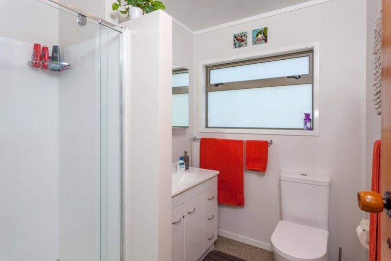 Photo of property in 15 Cory Wright Drive, Tairua, 3508