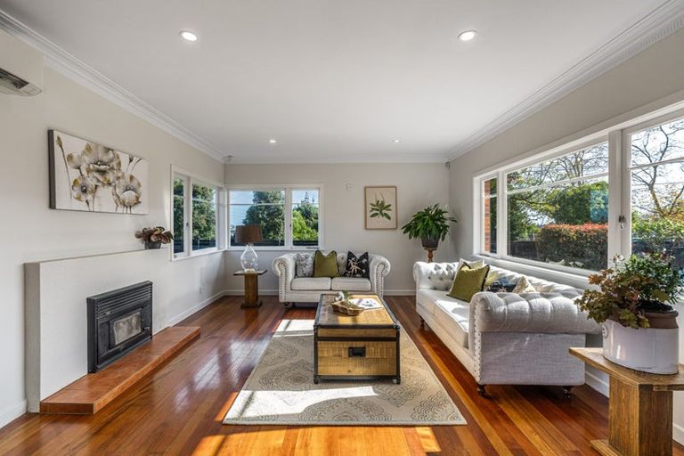 Photo of property in 22 Cliff Road, Papakura, 2110