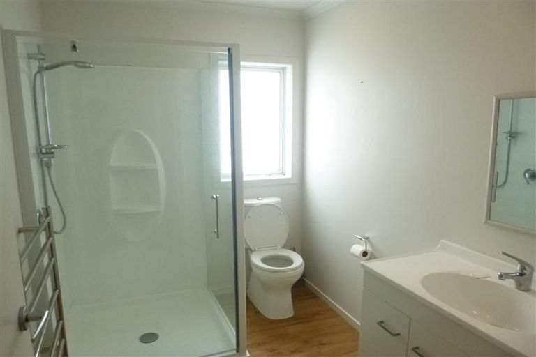 Photo of property in 4 Doncaster Terrace, Ascot Park, Porirua, 5024