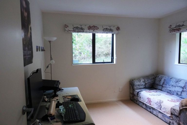 Photo of property in 7 Goddard Grove, Churton Park, Wellington, 6037
