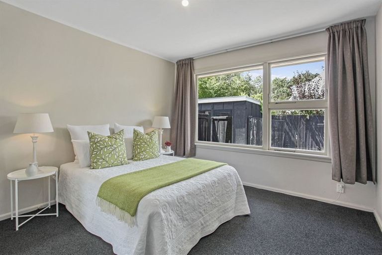 Photo of property in 3/84 Holly Road, St Albans, Christchurch, 8014