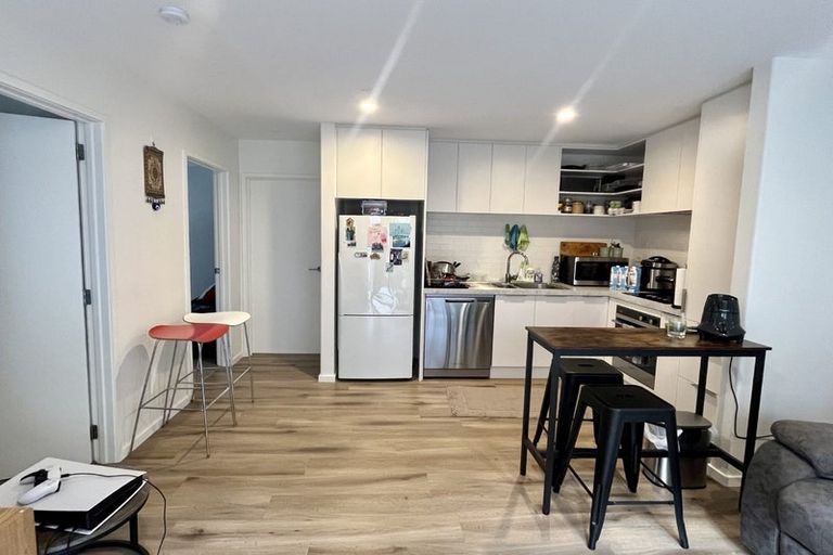 Photo of property in 7 Maraeariki Avenue, Orewa, 0931