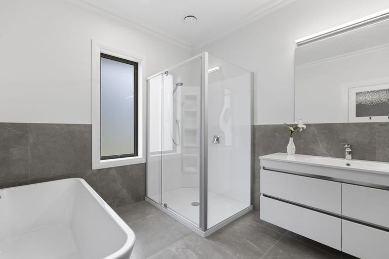 Photo of property in 5 Stewart Road, Milton, 9220