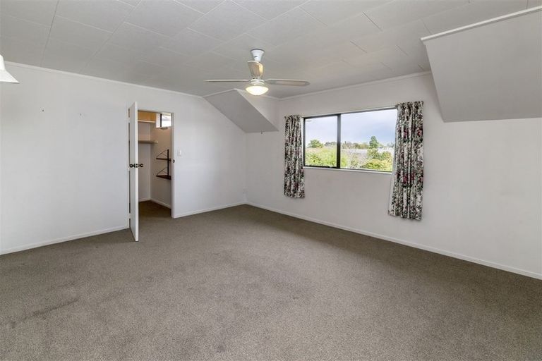 Photo of property in 18 Homewood Avenue, Levin, 5510