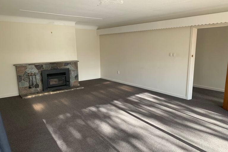 Photo of property in 5 Pahau Place, Cracroft, Christchurch, 8025