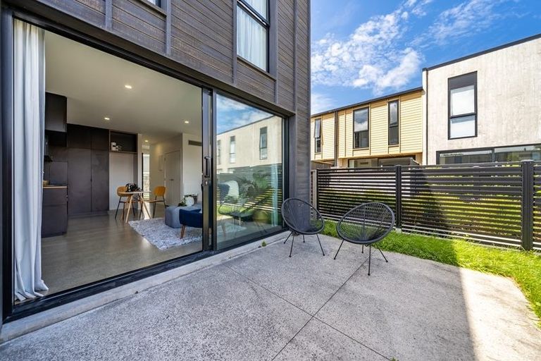 Photo of property in 6 Te Ara O Paetutu, Petone, Lower Hutt, 5012