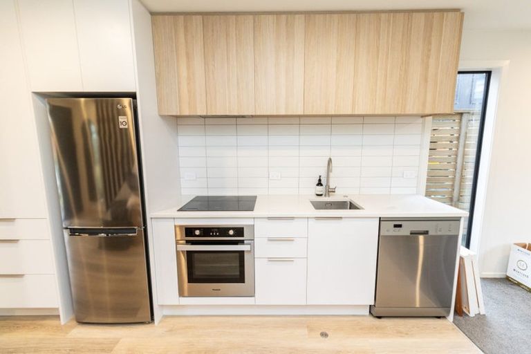 Photo of property in 4/24 Fitzherbert Road, Wainuiomata, Lower Hutt, 5014