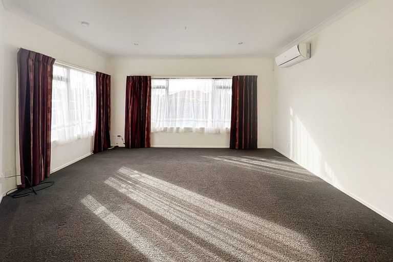 Photo of property in 30 Vogel Street, Roslyn, Palmerston North, 4414