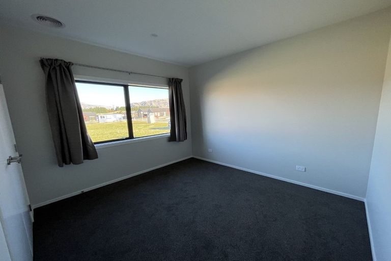 Photo of property in 37 Aronui Road, Bridge Hill, Alexandra, 9320