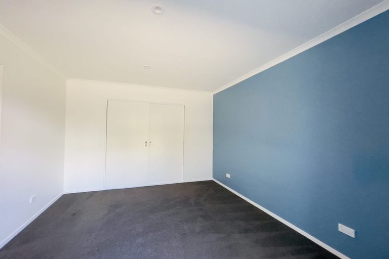 Photo of property in 10 Arataki Way, Glen Eden, Auckland, 0602