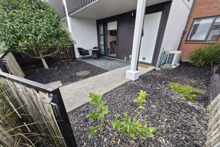 Photo of property in 23 Manarini Road, Westgate, Auckland, 0614