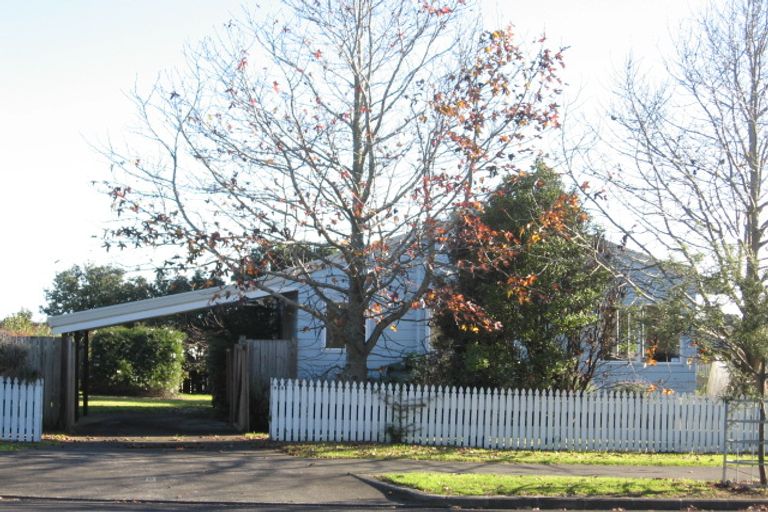 Photo of property in 95 Sykes Road, Weymouth, Auckland, 2103