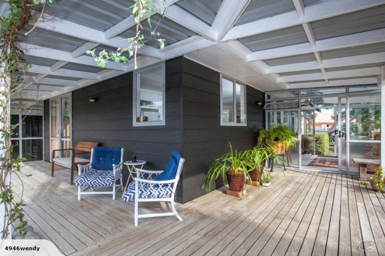 Photo of property in 42 Cholmondeley Crescent, Whitianga, 3510