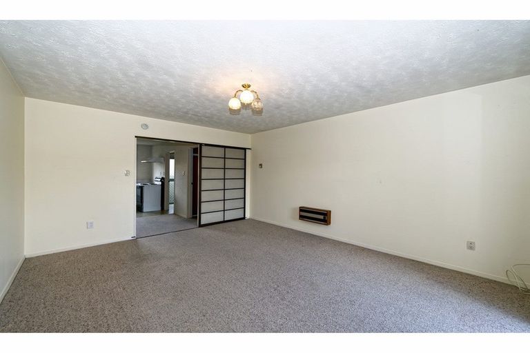 Photo of property in 2/16 Leslie Street, Upper Riccarton, Christchurch, 8041