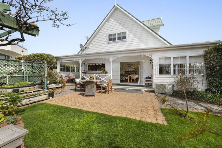 Photo of property in 3 Richmond Street, Fitzroy, New Plymouth, 4312