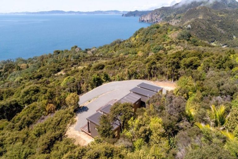 Photo of property in 461 Tuateawa Road, Tuateawa, Coromandel, 3583