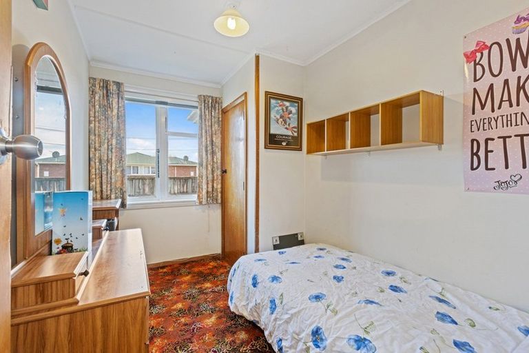 Photo of property in 53 Lyndhurst Crescent, Aranui, Christchurch, 8061