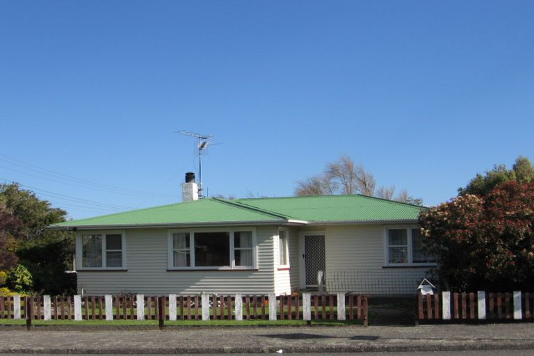 Photo of property in 82 Revans Street, Featherston, 5710