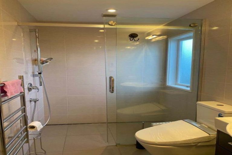 Photo of property in 184 Kohimarama Road, Kohimarama, Auckland, 1071