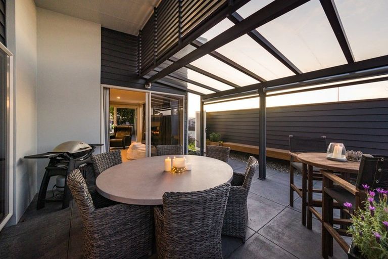Photo of property in 1 Rodeo Drive, Kelvin Grove, Palmerston North, 4414