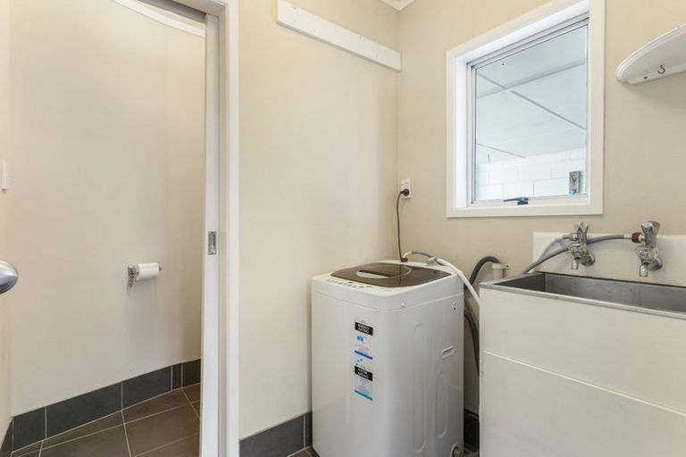 Photo of property in 1/25 Imogene Way, Half Moon Bay, Auckland, 2012