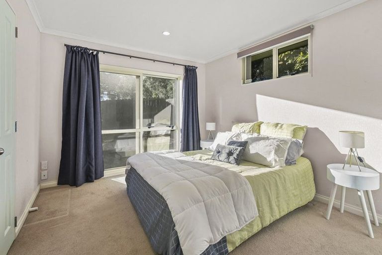 Photo of property in 6 Richard Halse Drive, Manurewa, Auckland, 2105