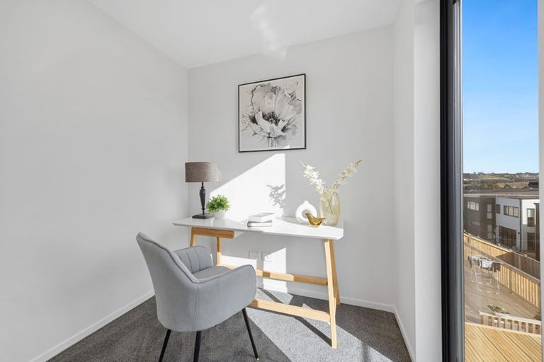 Photo of property in 11 Mill Hill Close, Flat Bush, 2019