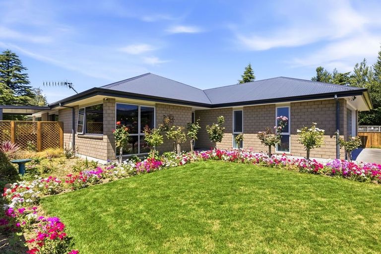 Photo of property in 21 Ngahana Place, Turangi, 3334