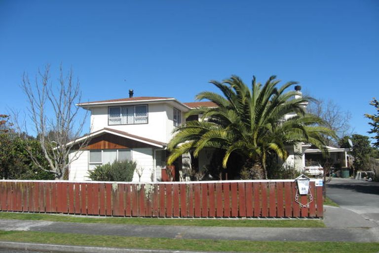Photo of property in 24 Hornsby Street, Carterton, 5713