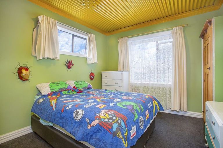 Photo of property in 19 Torrens Road, Hillmorton, Christchurch, 8024