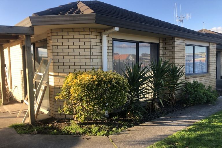 Photo of property in 2 Thoroughbred Place, Papamoa Beach, Papamoa, 3118