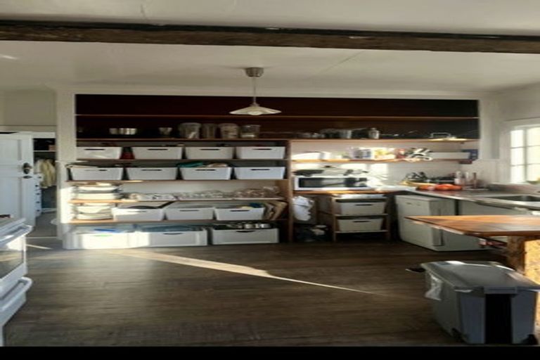 Photo of property in 216 Riccarton Road, Riccarton, Christchurch, 8041