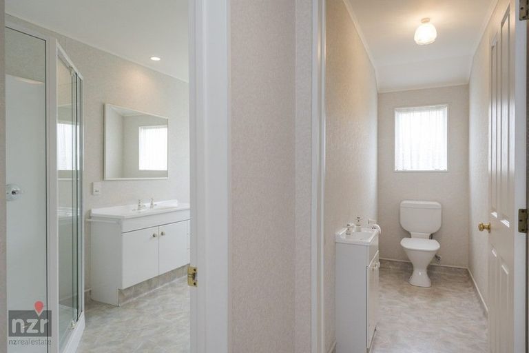 Photo of property in 2 Fauchelle Court, Feilding, 4702