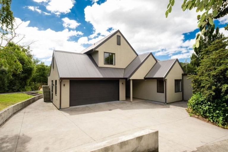 Photo of property in 64 Greenwood Road, Havelock North, 4130