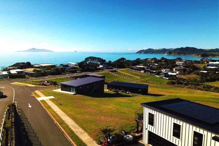 Photo of property in 7 Blue Moon Rise, Langs Beach, 0582