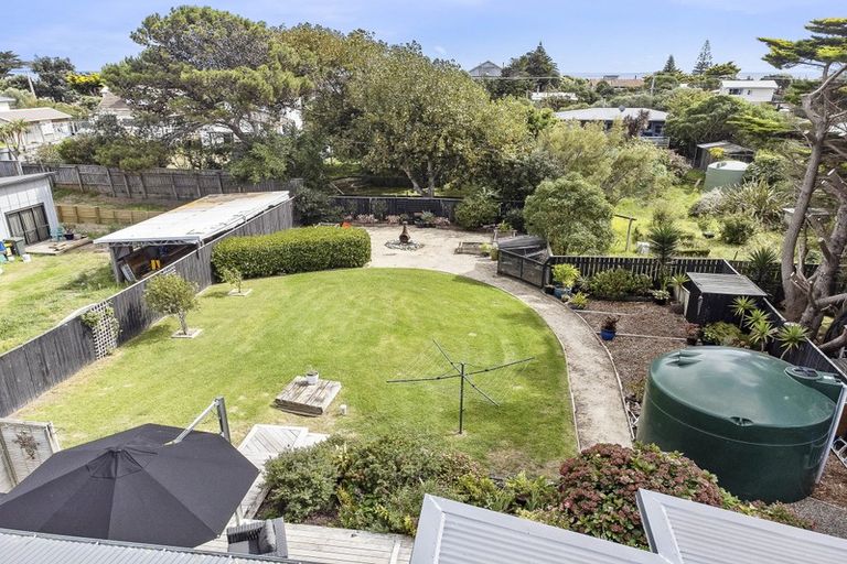 Photo of property in 51 Gawler Street, Te Horo Beach, Otaki, 5581