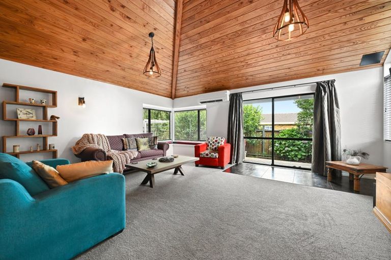 Photo of property in 11 Azimuth Place, Flagstaff, Hamilton, 3210