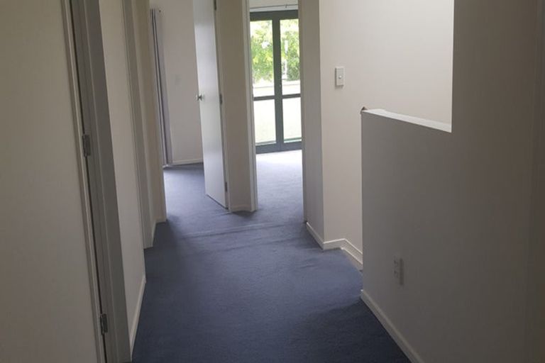 Photo of property in 11/3 Orwell Road, Greenhithe, Auckland, 0632