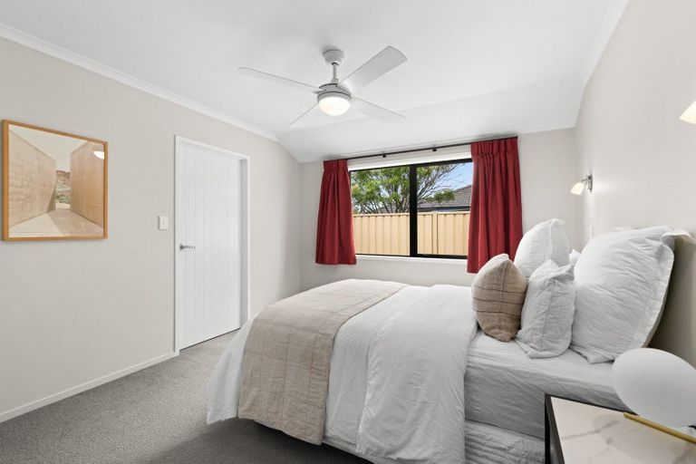 Photo of property in 14 Arbuckle Road, Frimley, Hastings, 4120