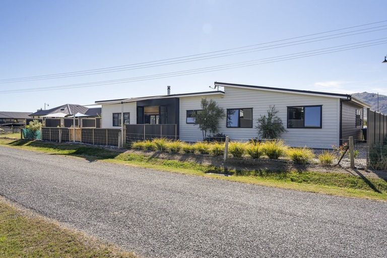 Photo of property in 15 Phoenix Place, Cromwell, 9310